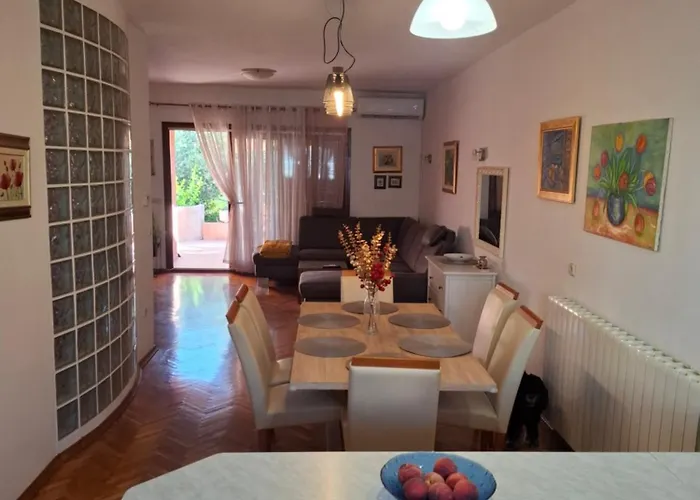 Apartman Paulina *